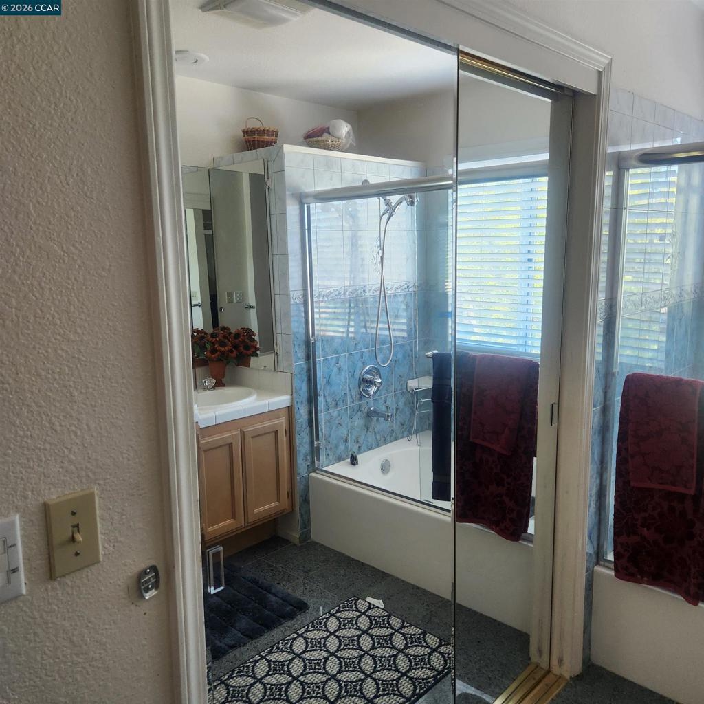 331 Avalon Cir Property Photo 11