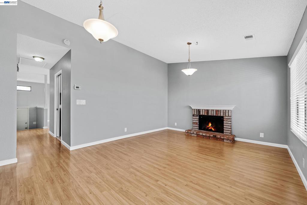 2279 Clearview Cir Property Photo 14