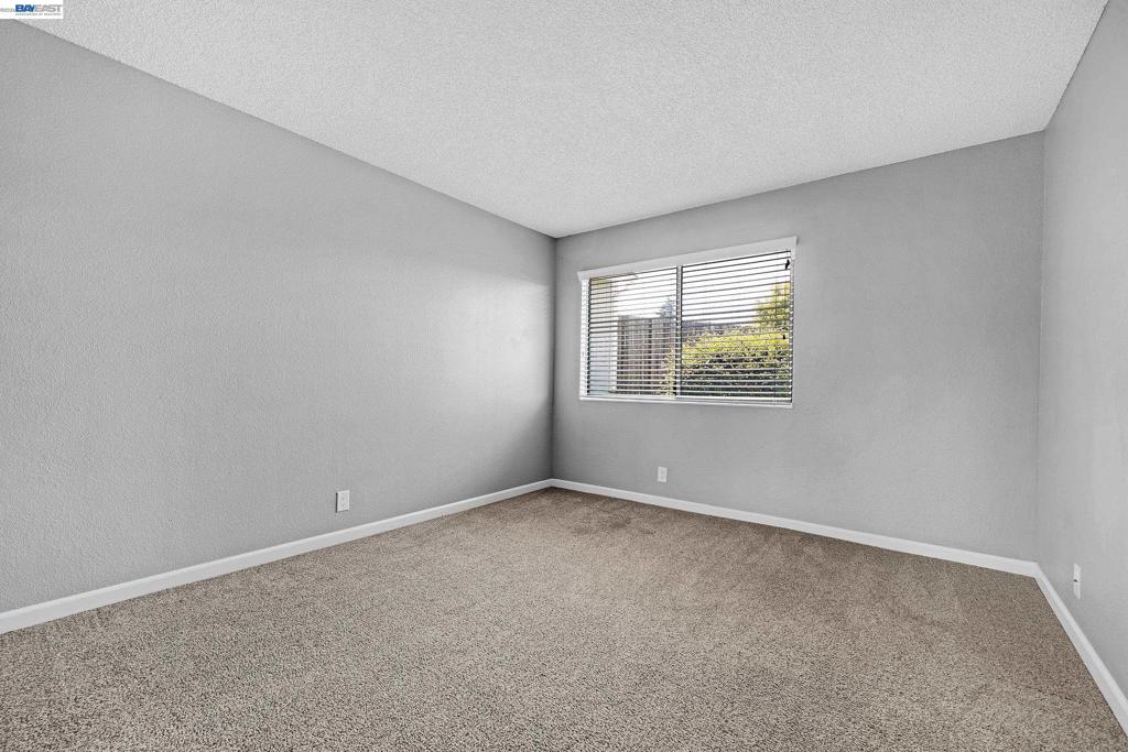 2279 Clearview Cir Property Photo 18