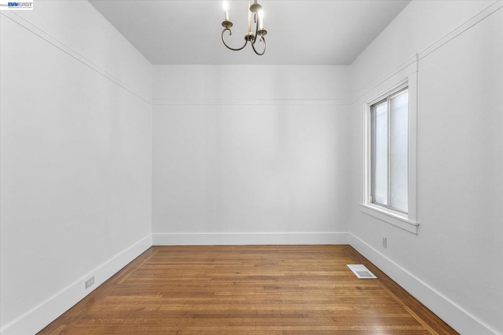 3246 Mlk Jr. Way Property Photo 16