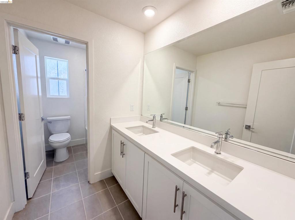 9034 Rudder Way Property Photo 21