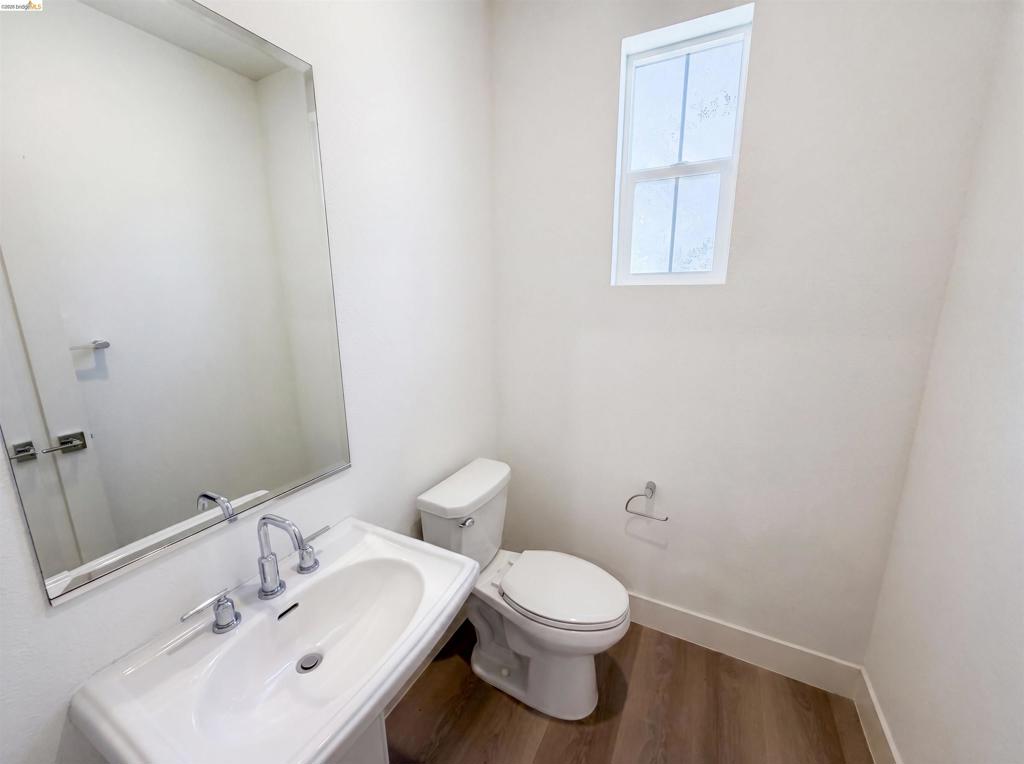 9034 Rudder Way Property Photo 23