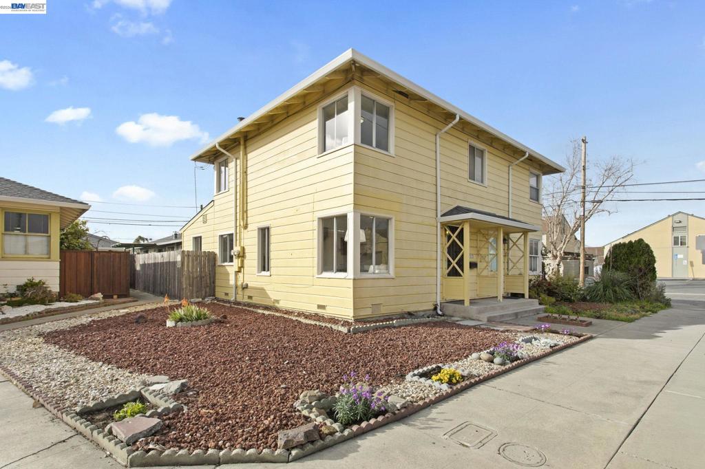 1815 Second Street Property Photo 27