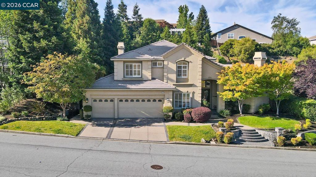 1020 Pebble Beach Dr Property Photo 3