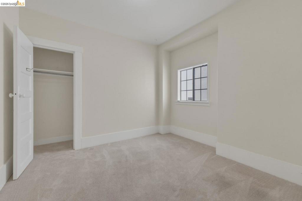 340 Foothill Blvd Property Photo 12