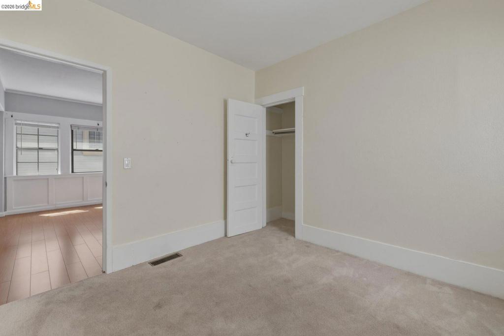 340 Foothill Blvd Property Photo 14