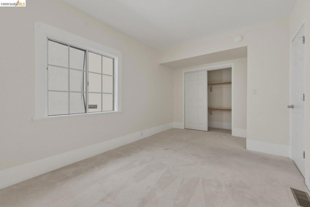 340 Foothill Blvd Property Photo 15