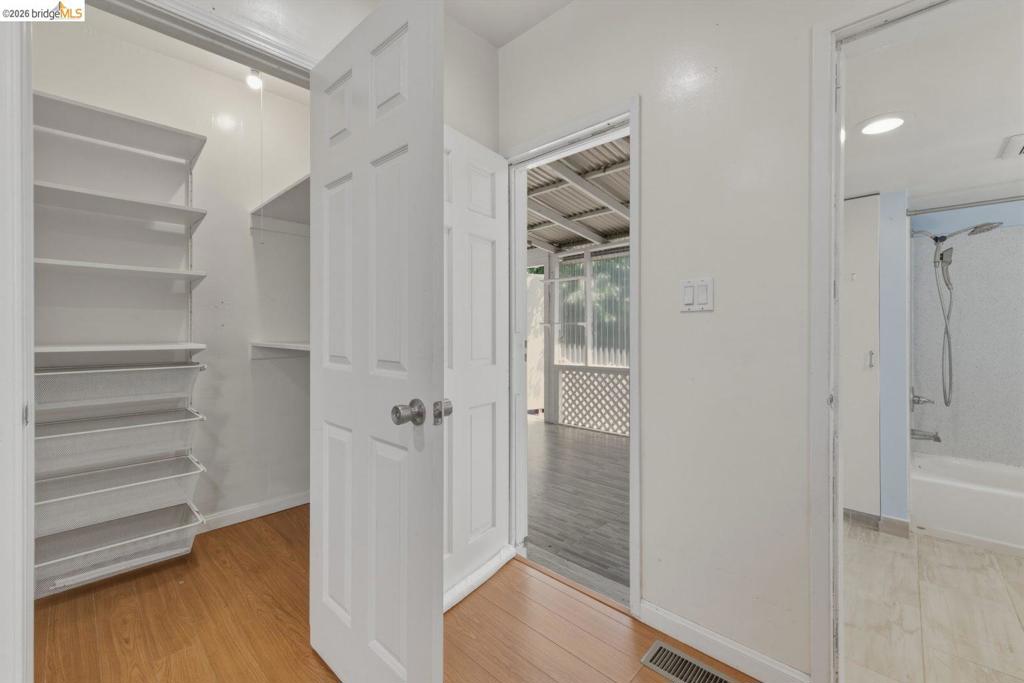 340 Foothill Blvd Property Photo 24