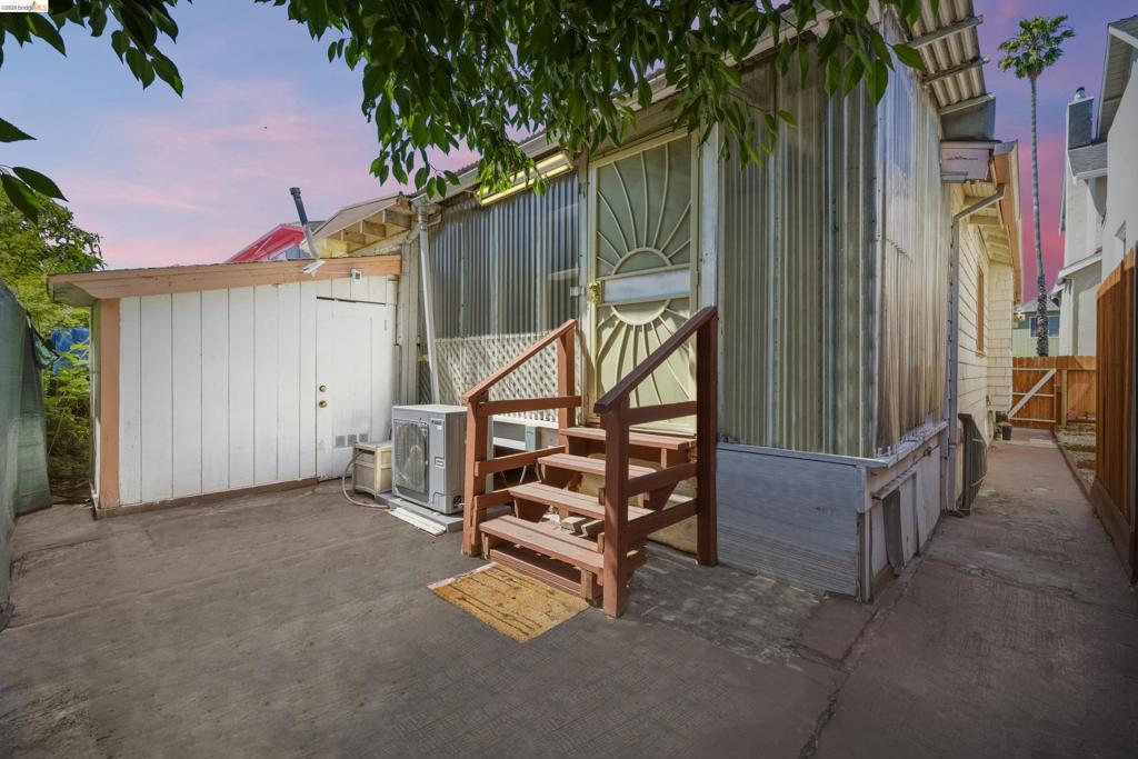 340 Foothill Blvd Property Photo 31