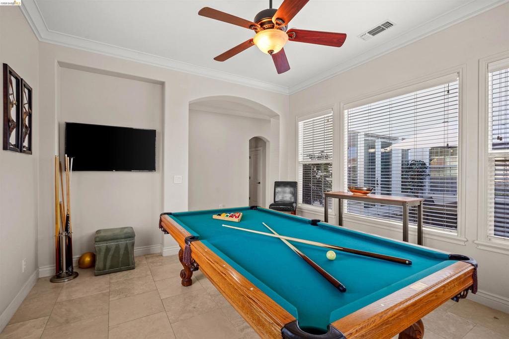 1596 Cherry Blossom Ct Property Photo 9
