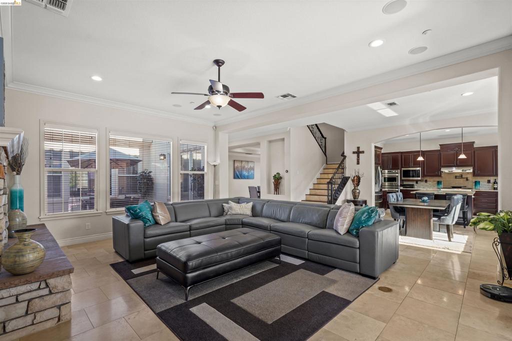 1596 Cherry Blossom Ct Property Photo 21