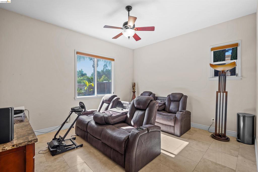 1596 Cherry Blossom Ct Property Photo 25