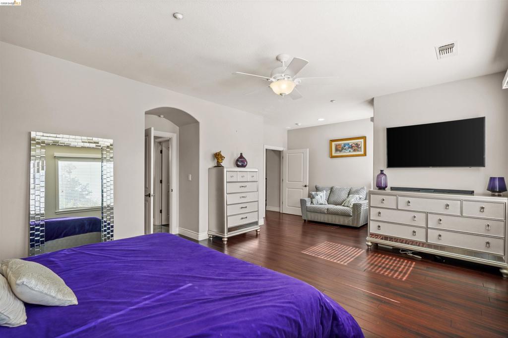 1596 Cherry Blossom Ct Property Photo 31