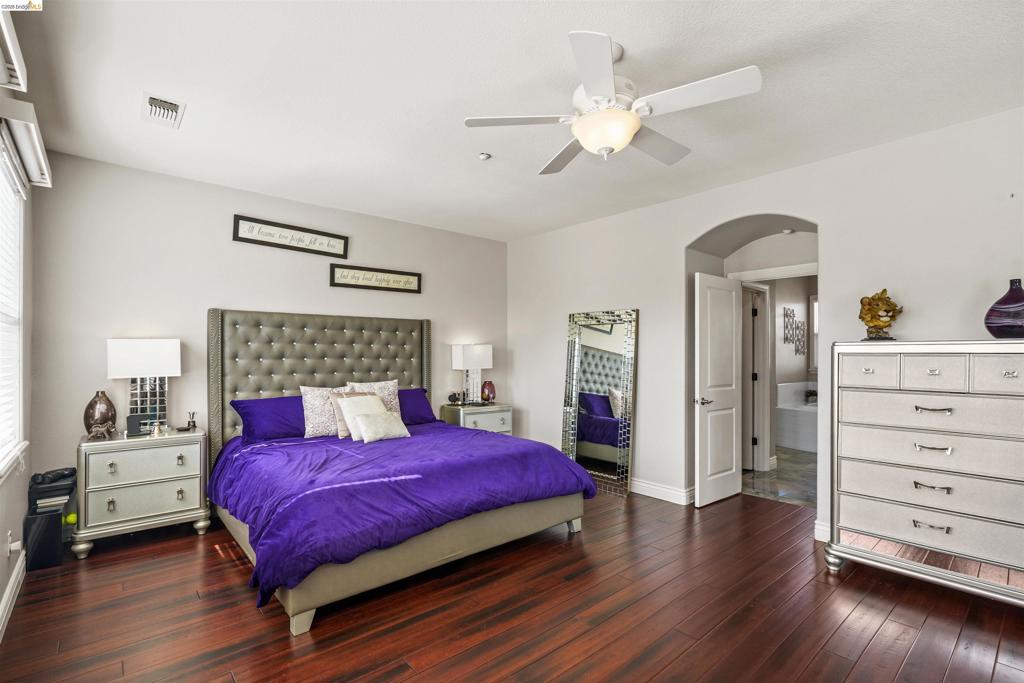 1596 Cherry Blossom Ct Property Photo 32