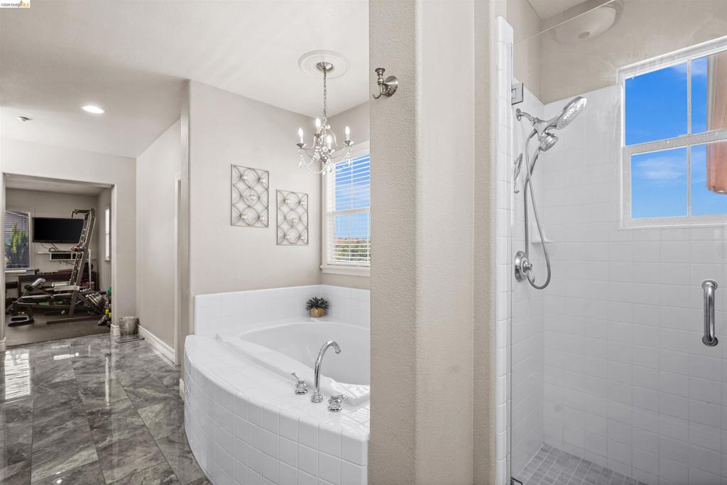 1596 Cherry Blossom Ct Property Photo 34