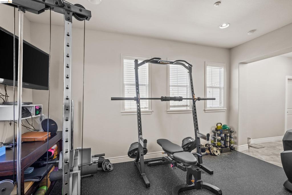 1596 Cherry Blossom Ct Property Photo 37
