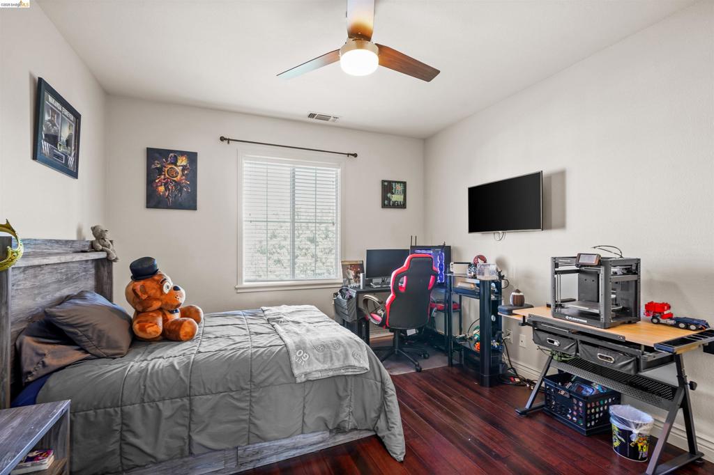 1596 Cherry Blossom Ct Property Photo 41