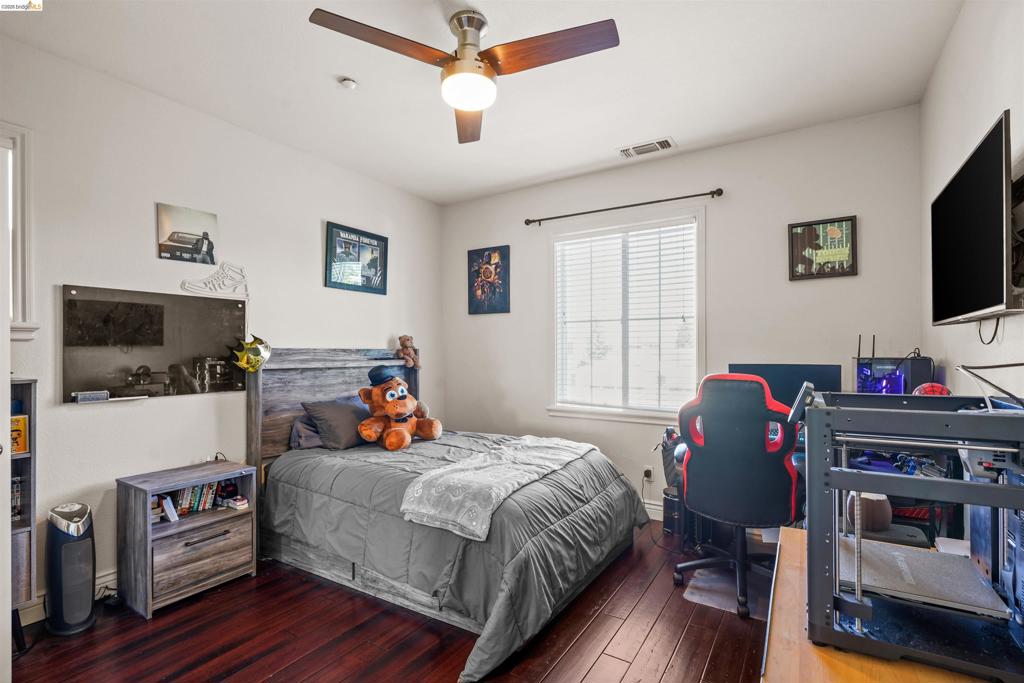 1596 Cherry Blossom Ct Property Photo 42