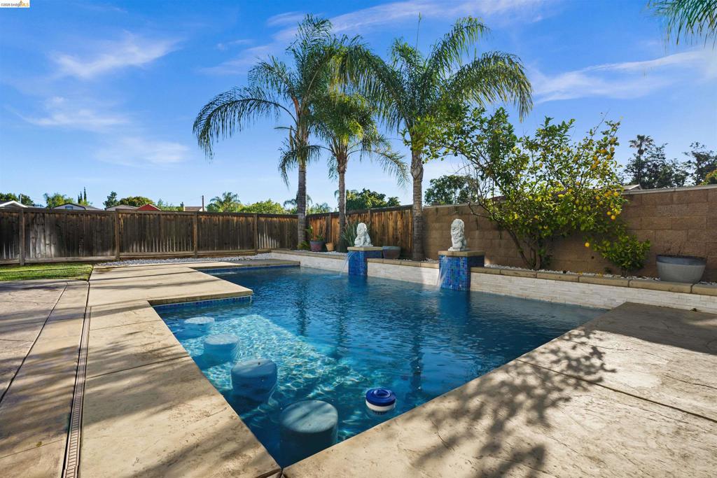 1596 Cherry Blossom Ct Property Photo 48