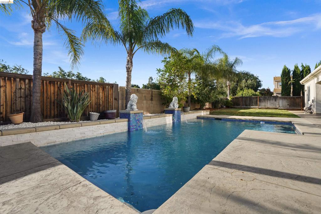 1596 Cherry Blossom Ct Property Photo 49