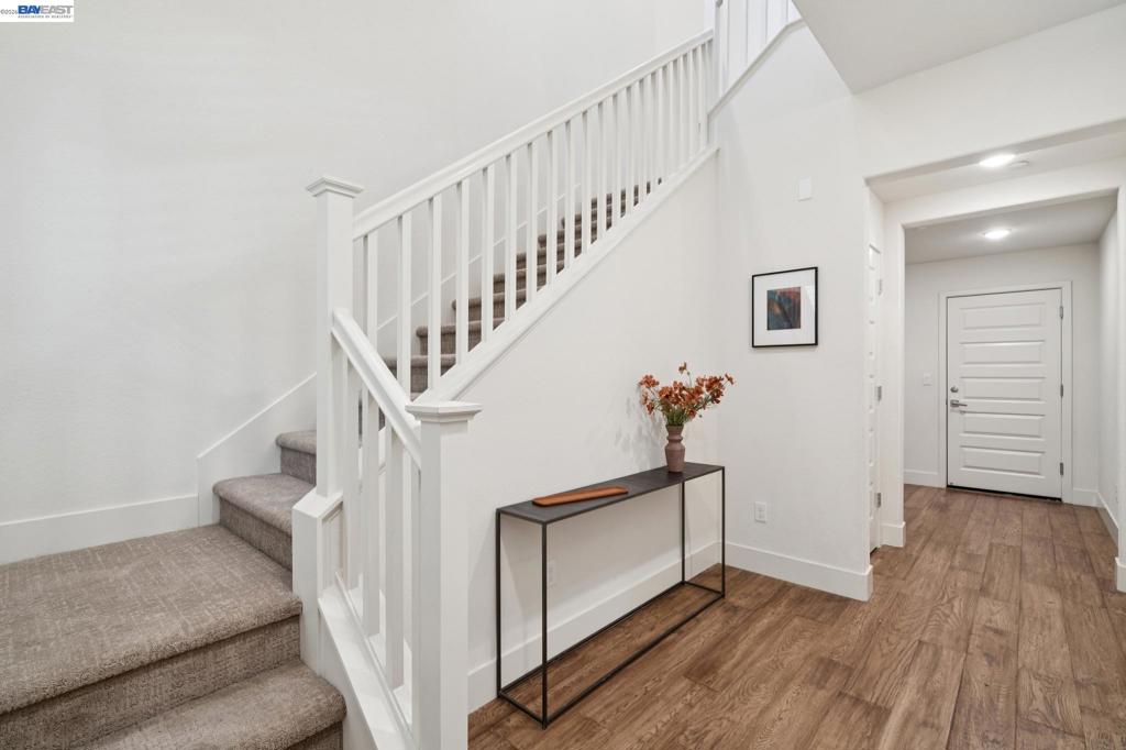 472 Diller St Property Photo 3