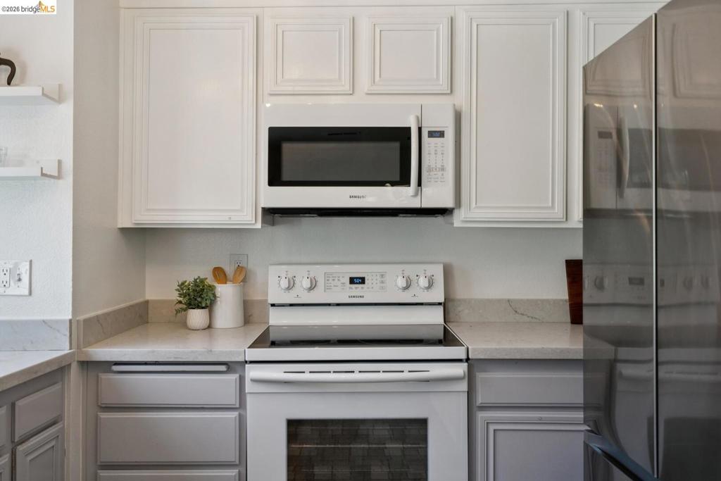 3171 Payne Ave Apt 56 Property Photo 32