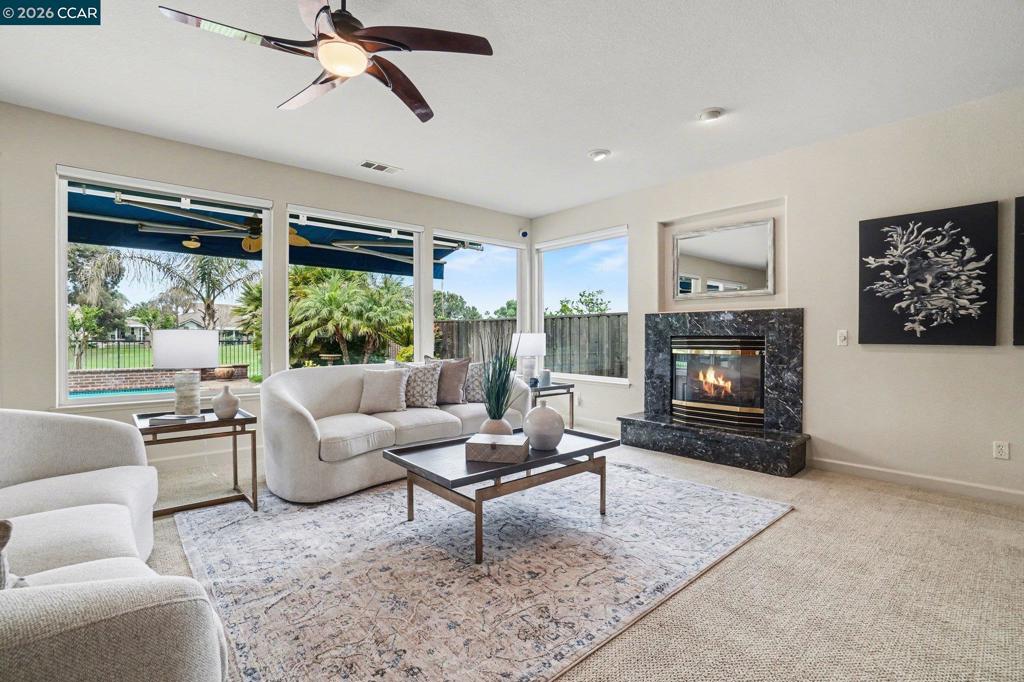 5666 Oakmont Ct Property Photo 11