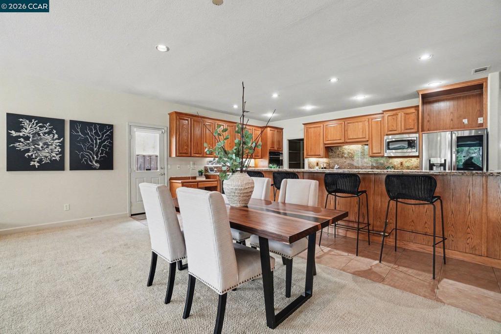 5666 Oakmont Ct Property Photo 13