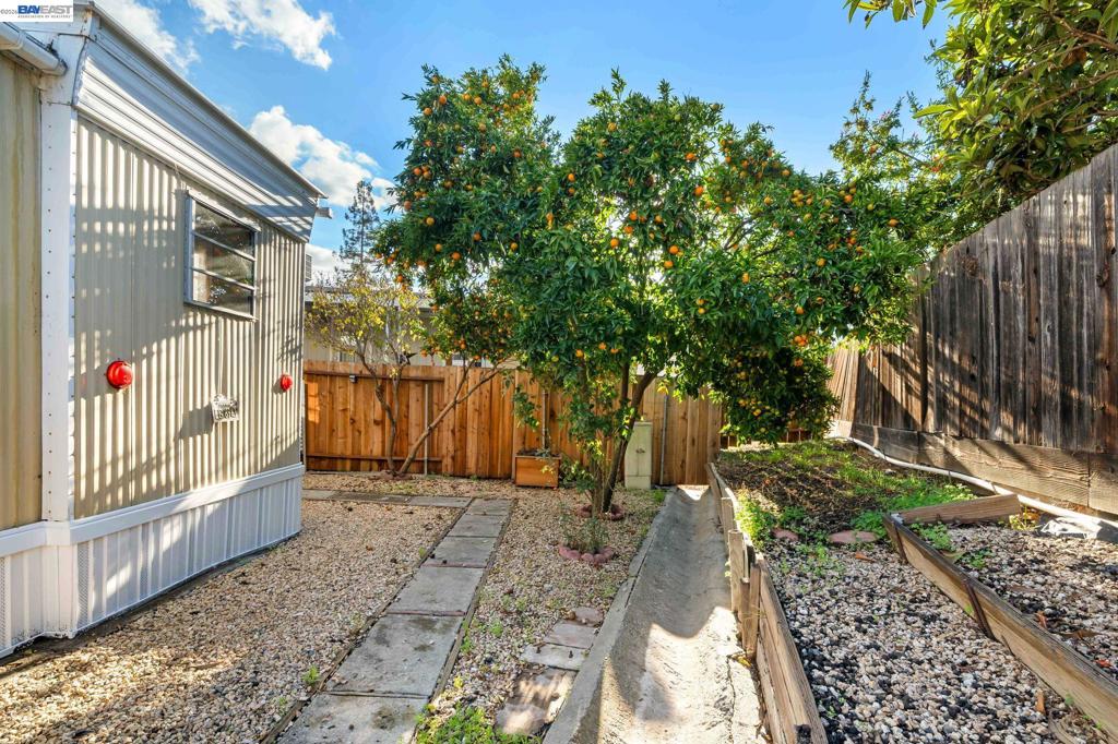 18 Galloway Dr Property Photo 24