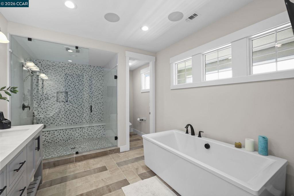 600 Thyme Way Property Photo 18