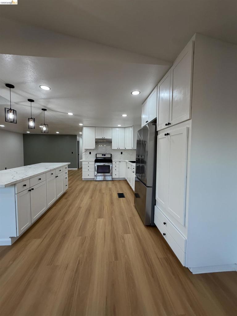 3702 Hawthorne Property Photo 11