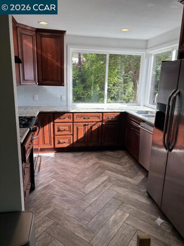 863 Saint John Cir. Property Photo 4
