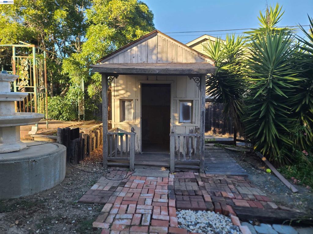 3354 D St Property Photo 44