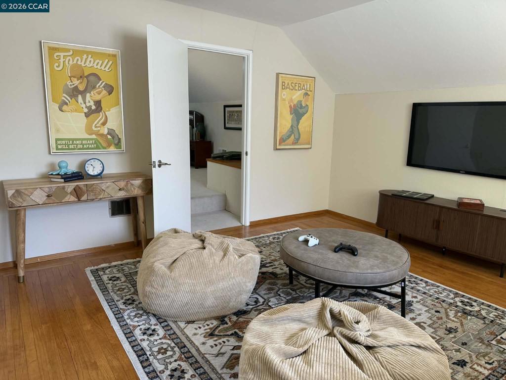 5412 Degnan Dr Property Photo 18