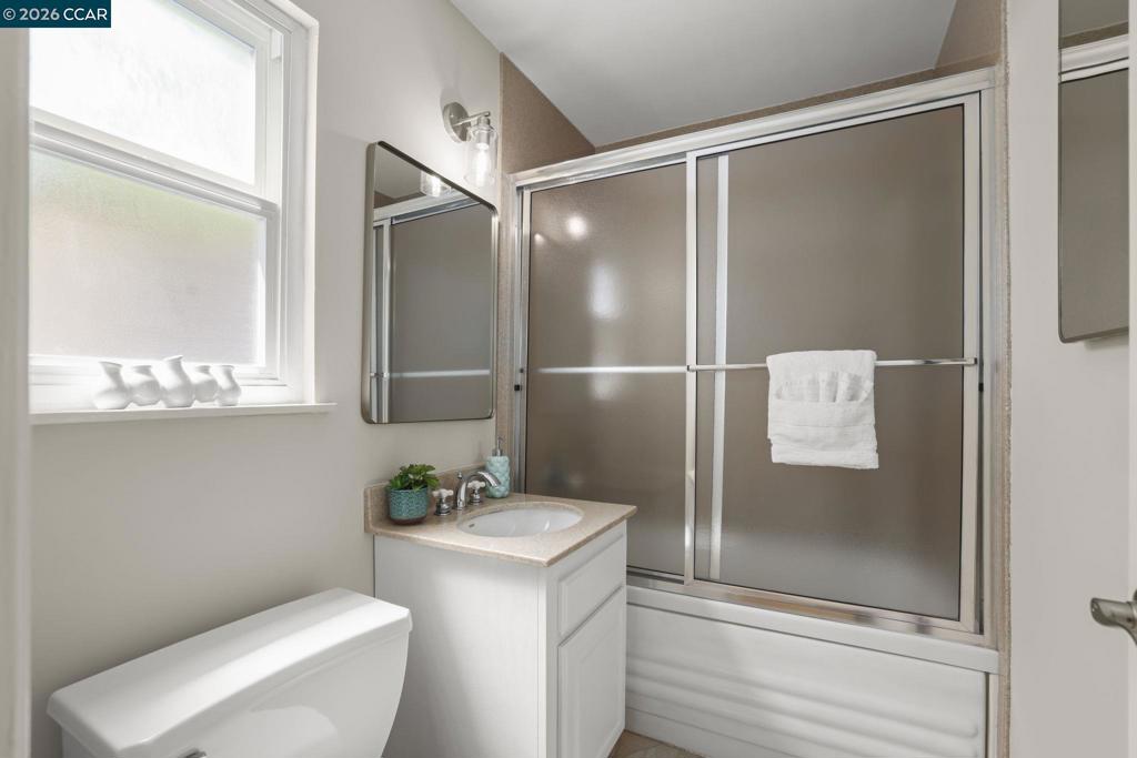 5412 Degnan Dr Property Photo 24
