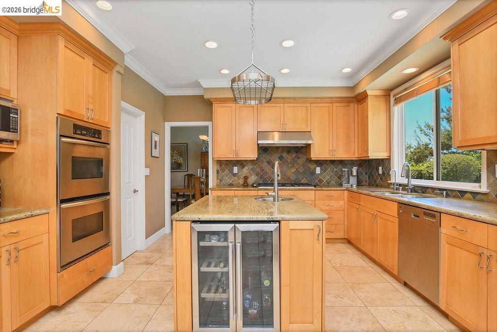 2442 Pinehurst Ct Property Photo 7