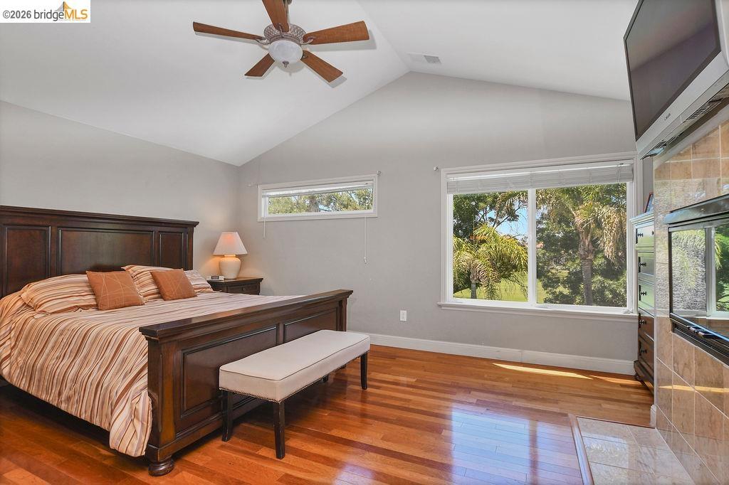2442 Pinehurst Ct Property Photo 20