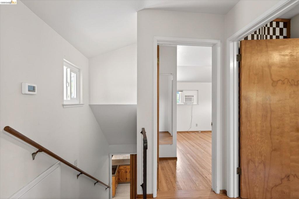 2148 Frederick St Property Photo 21