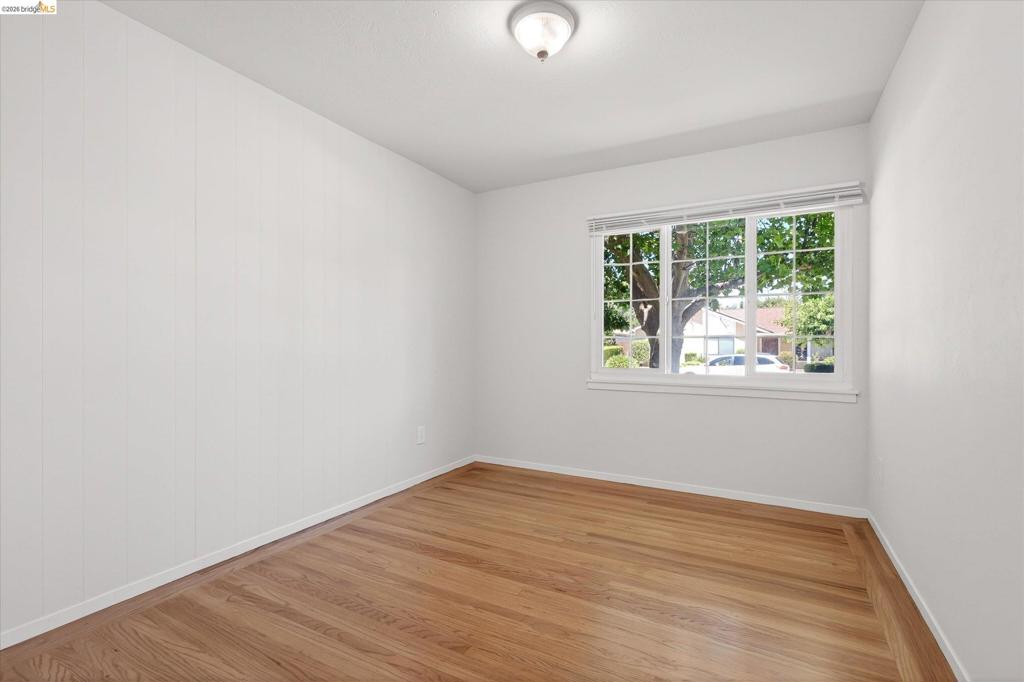 2148 Frederick St Property Photo 22