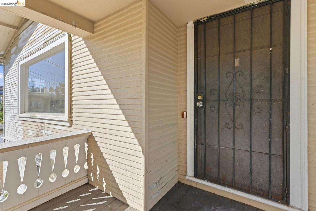 5320 El Camile Ave Property Photo 5