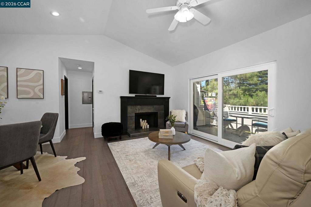 200 Norris Canyon Pl C Property Photo 6