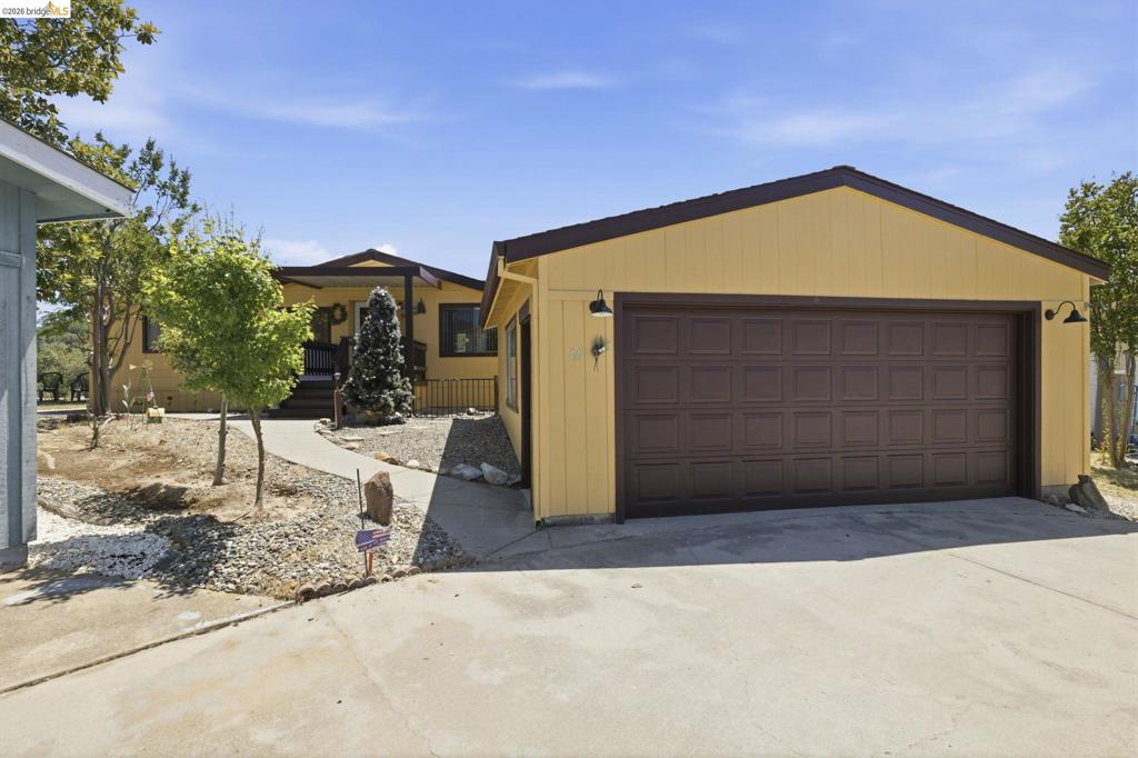 10760 Wigwam Rd Property Photo 1