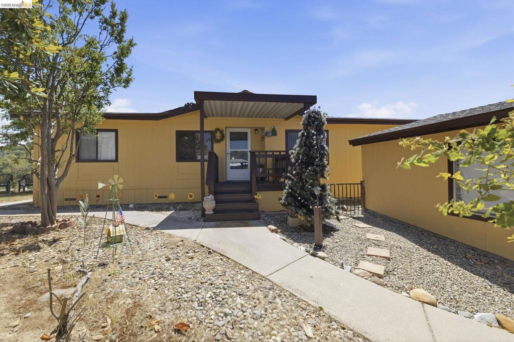 10760 Wigwam Rd Property Photo 2