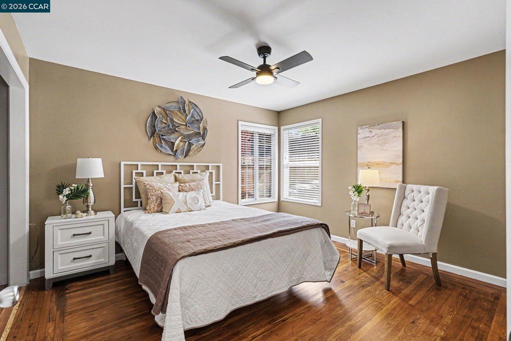 1360 Grove Way Property Photo 12