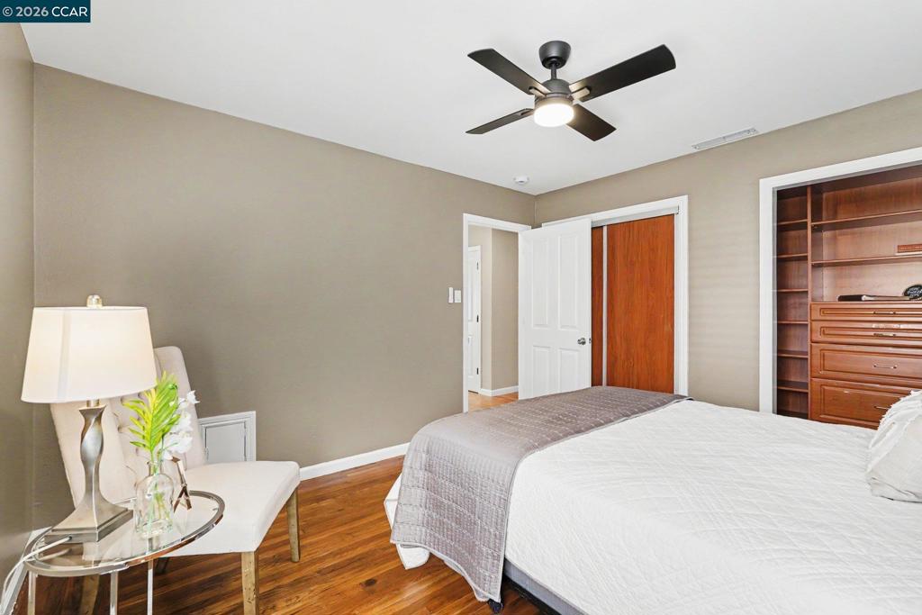 1360 Grove Way Property Photo 13