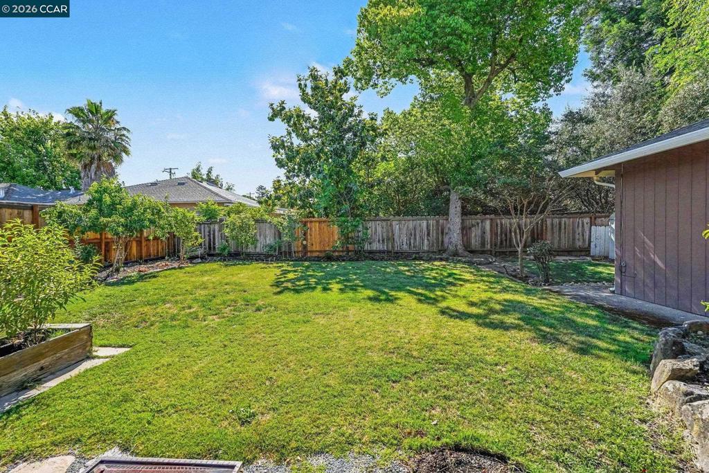 1360 Grove Way Property Photo 22
