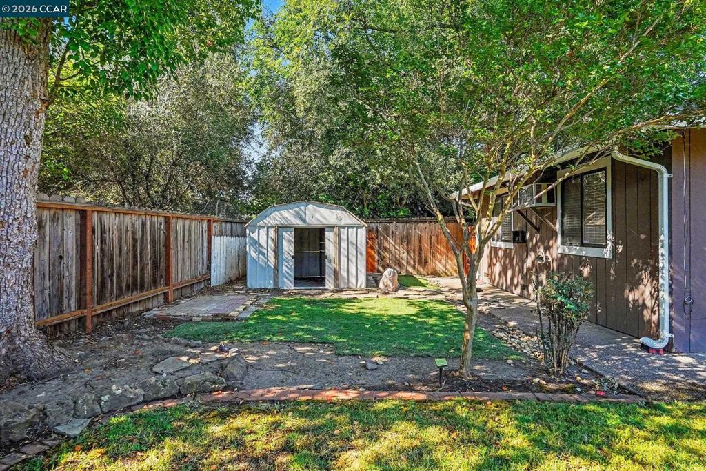 1360 Grove Way Property Photo 23