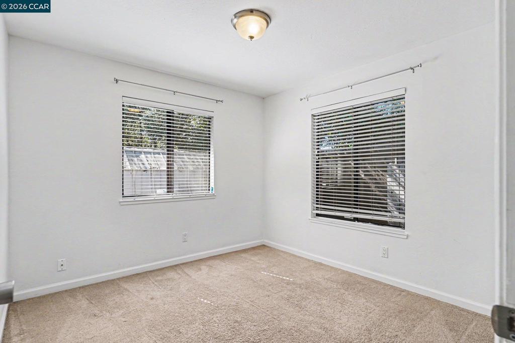 1360 Grove Way Property Photo 33