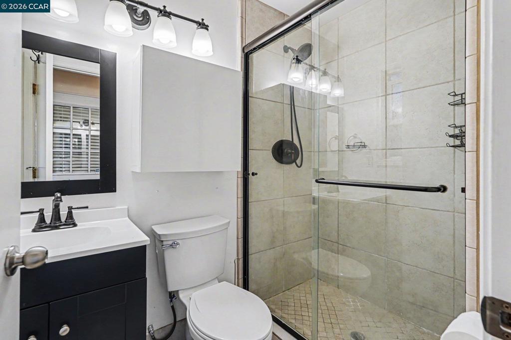 1360 Grove Way Property Photo 34
