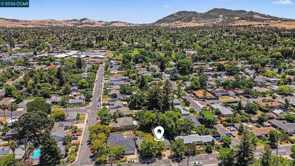 1360 Grove Way Property Photo 40
